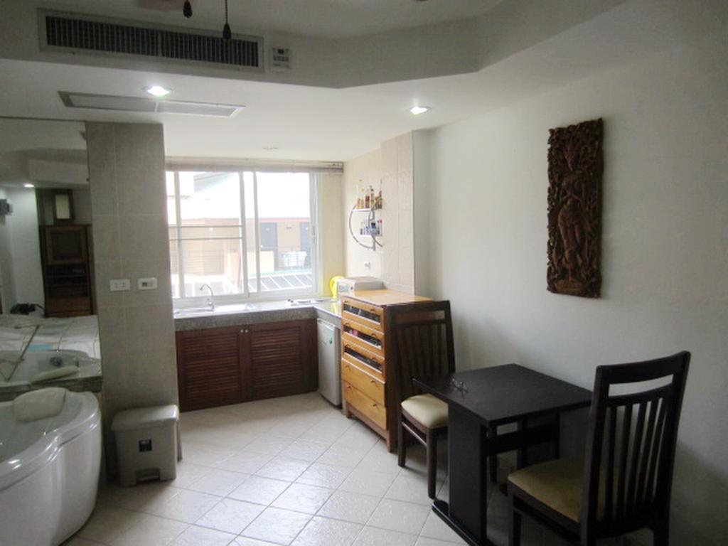 Dao Studio Apartments Patong Екстериор снимка