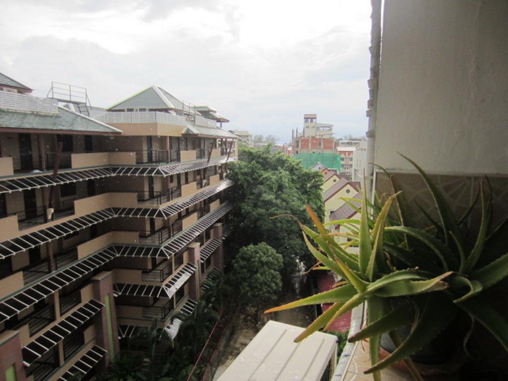 Dao Studio Apartments Patong Екстериор снимка